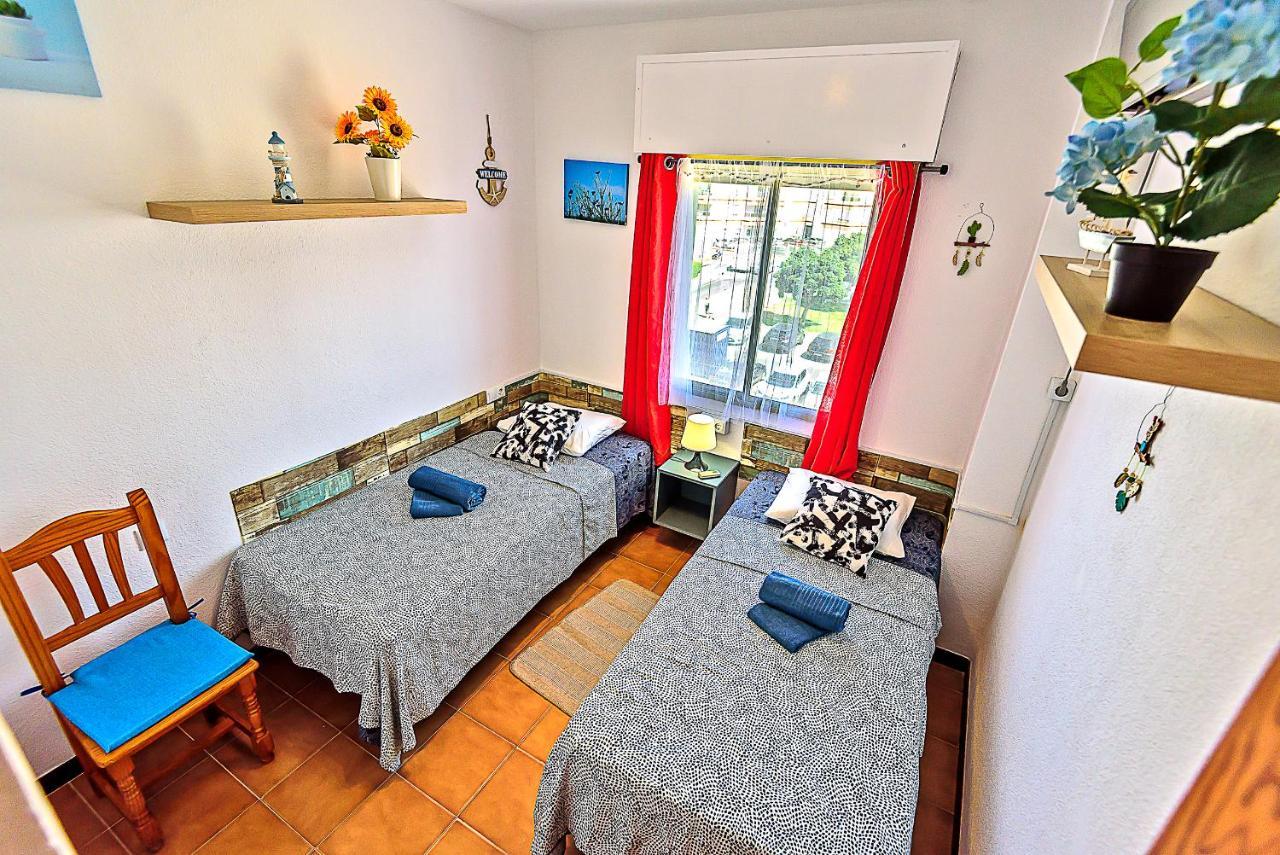 Ocean View Beach Apartment With Pool & Balconies 圣玛丽亚港 外观 照片